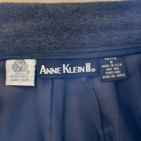 Anne Klein ll wool skirt - Picture 5 of 5